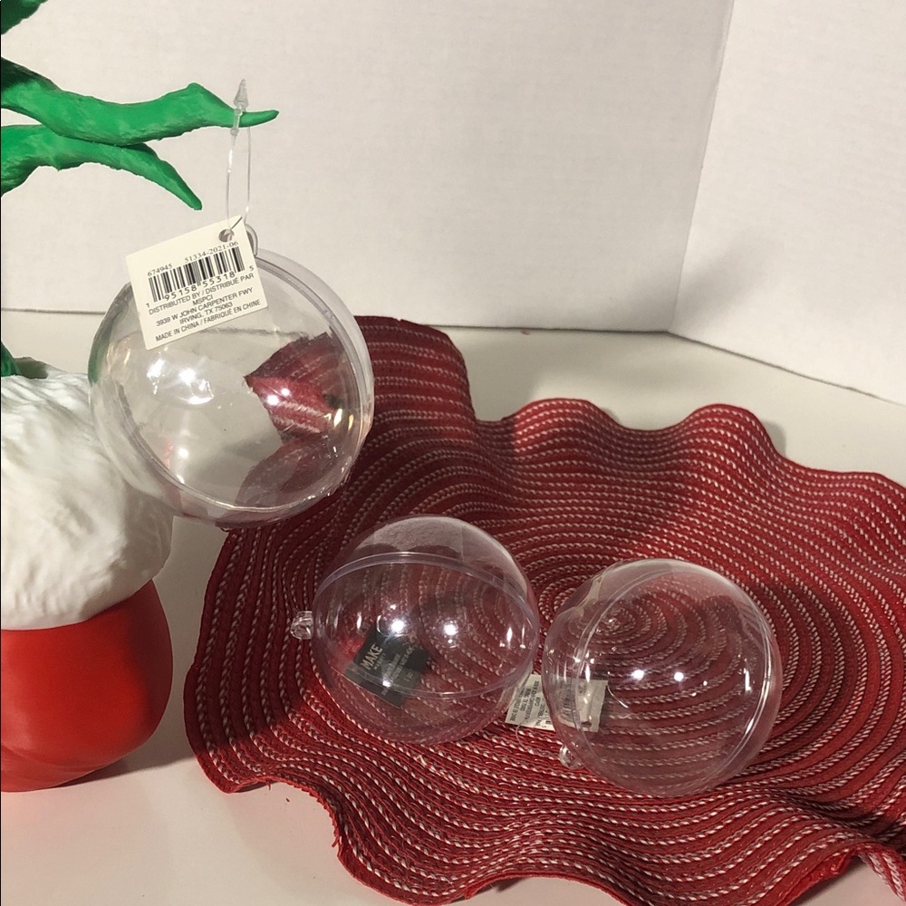 Set of 23 - Clear Plastic Ornament Balls